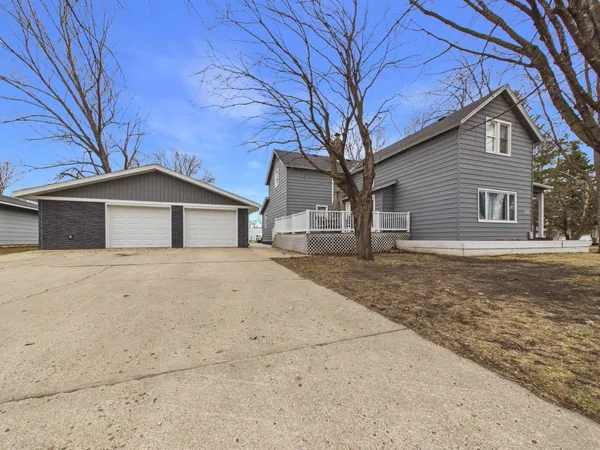$279,900 | 305 Fourth Street Northeast, Melrose, MN 56352