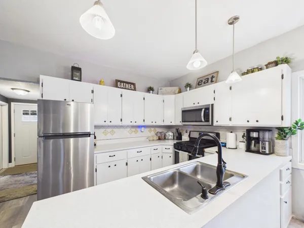 $279,900 | 305 Fourth Street Northeast, Melrose, MN 56352