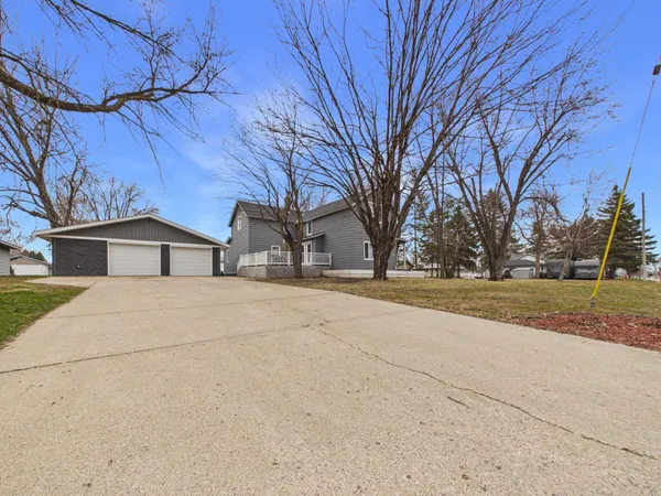 $279,900 | 305 Fourth Street Northeast, Melrose, MN 56352