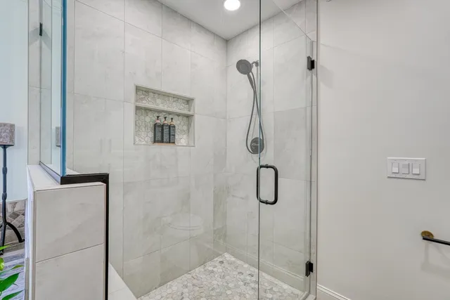 $735,000 | 420 South Oakley Lane, Spartanburg, SC 29301