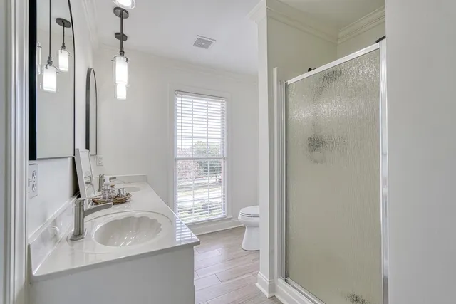 $735,000 | 420 South Oakley Lane, Spartanburg, SC 29301