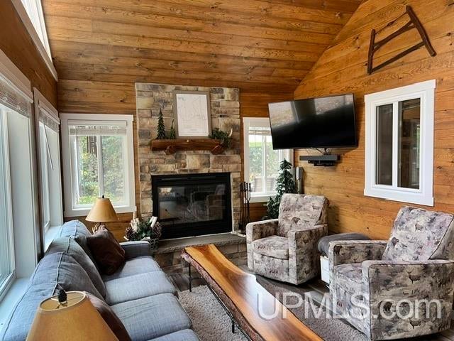 W8718 Dow Dam Road Amberg, WI 54102 - Photo 10 of 52 Gallery Image 10