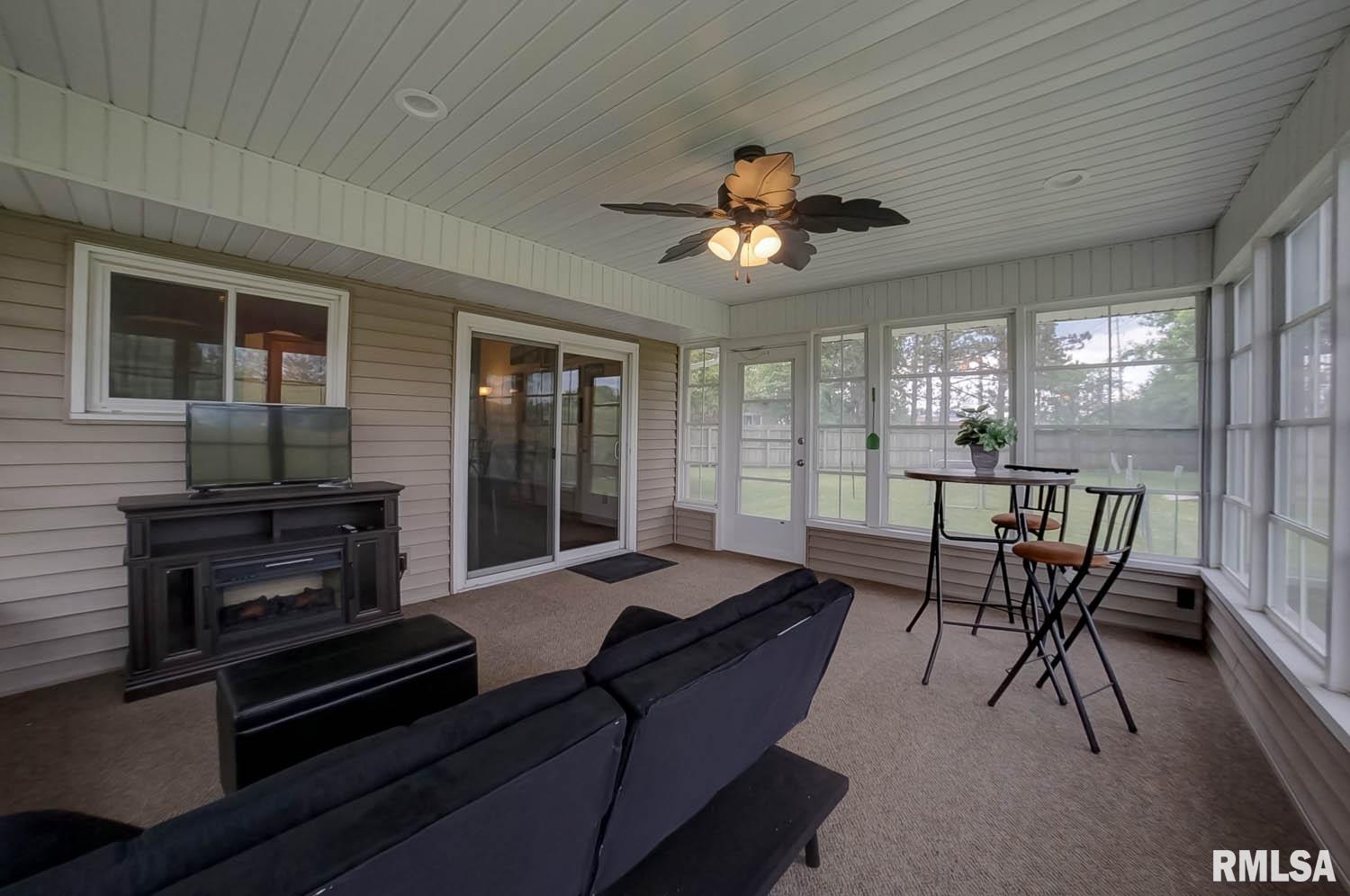 113 Bristol Drive Springfield, IL 62702 - Photo 17 of 29 Gallery Image 17