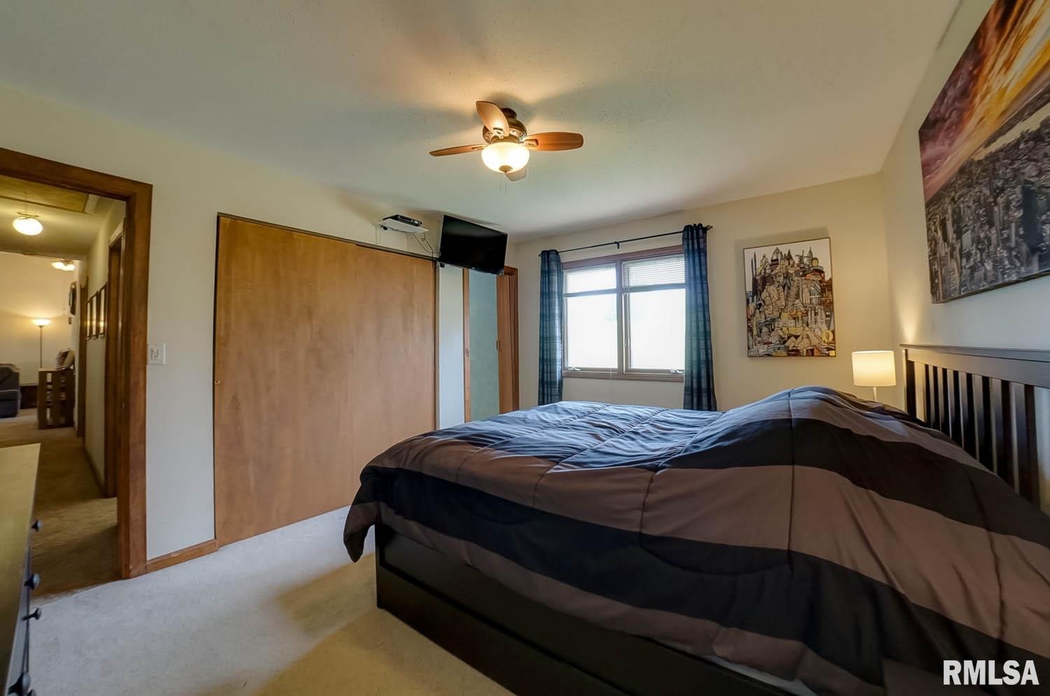 113 Bristol Drive Springfield, IL 62702 - Photo 20 of 29 Gallery Image 20