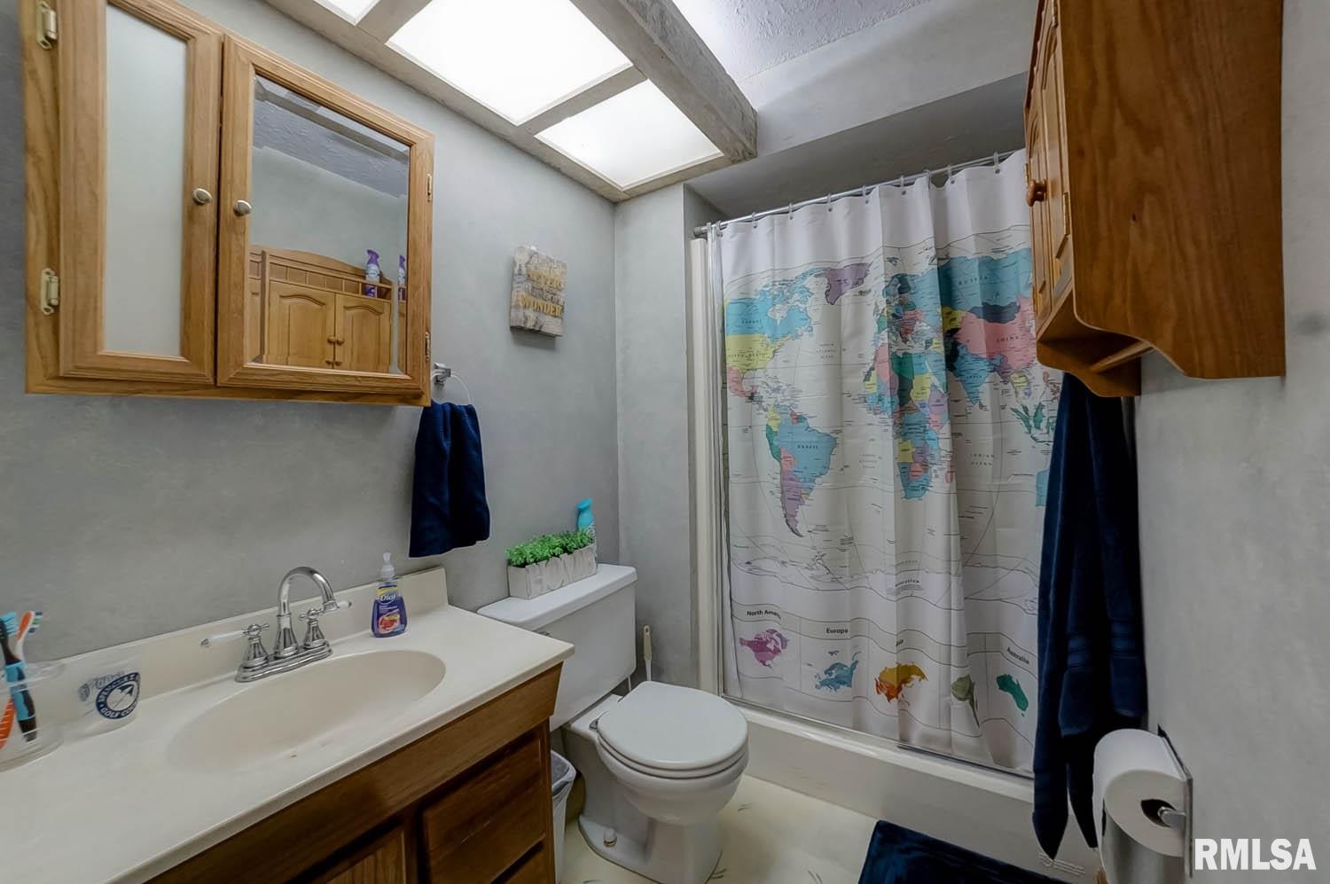 113 Bristol Drive Springfield, IL 62702 - Photo 22 of 29 Gallery Image 22