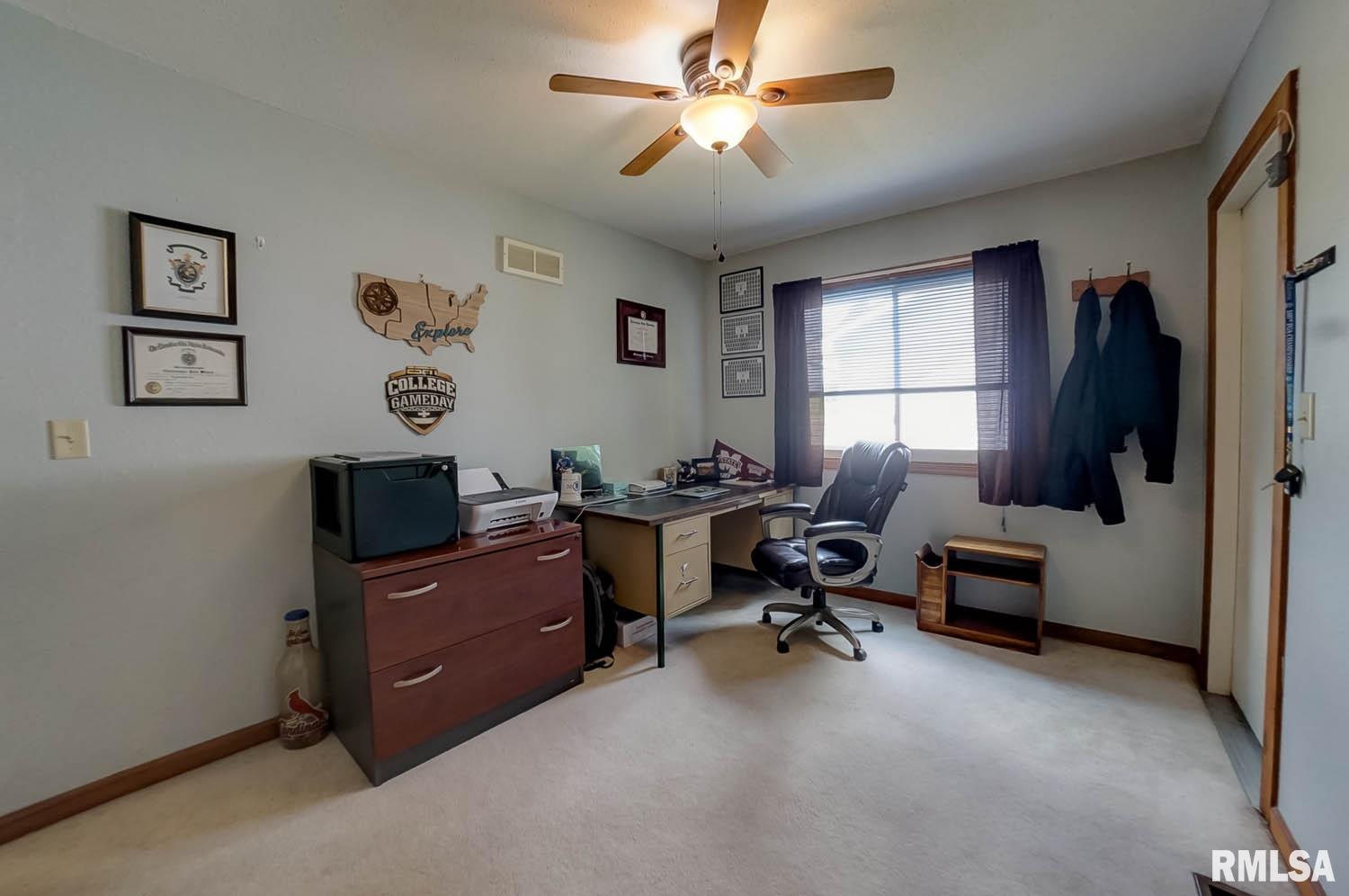 113 Bristol Drive Springfield, IL 62702 - Photo 26 of 29 Gallery Image 26