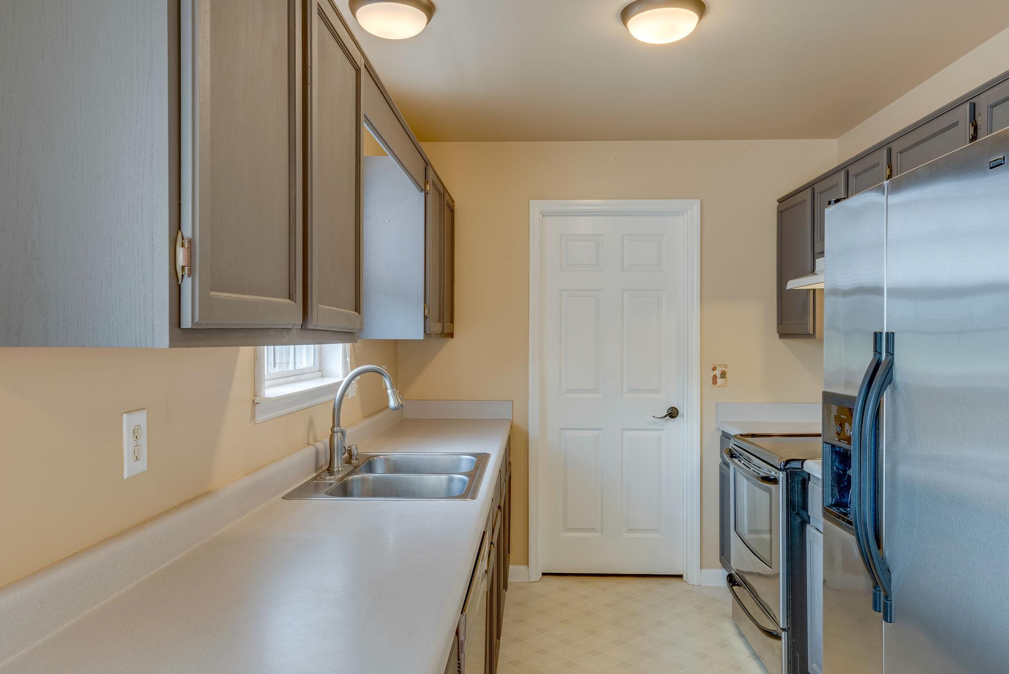 1004 Creek Bottom Road White Bluff, TN 37187 - Photo 9 of 24 Gallery Image 9