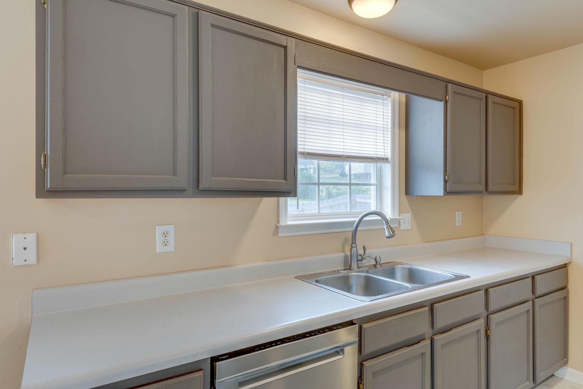 1004 Creek Bottom Road White Bluff, TN 37187 - Photo 10 of 24 Gallery Image 10