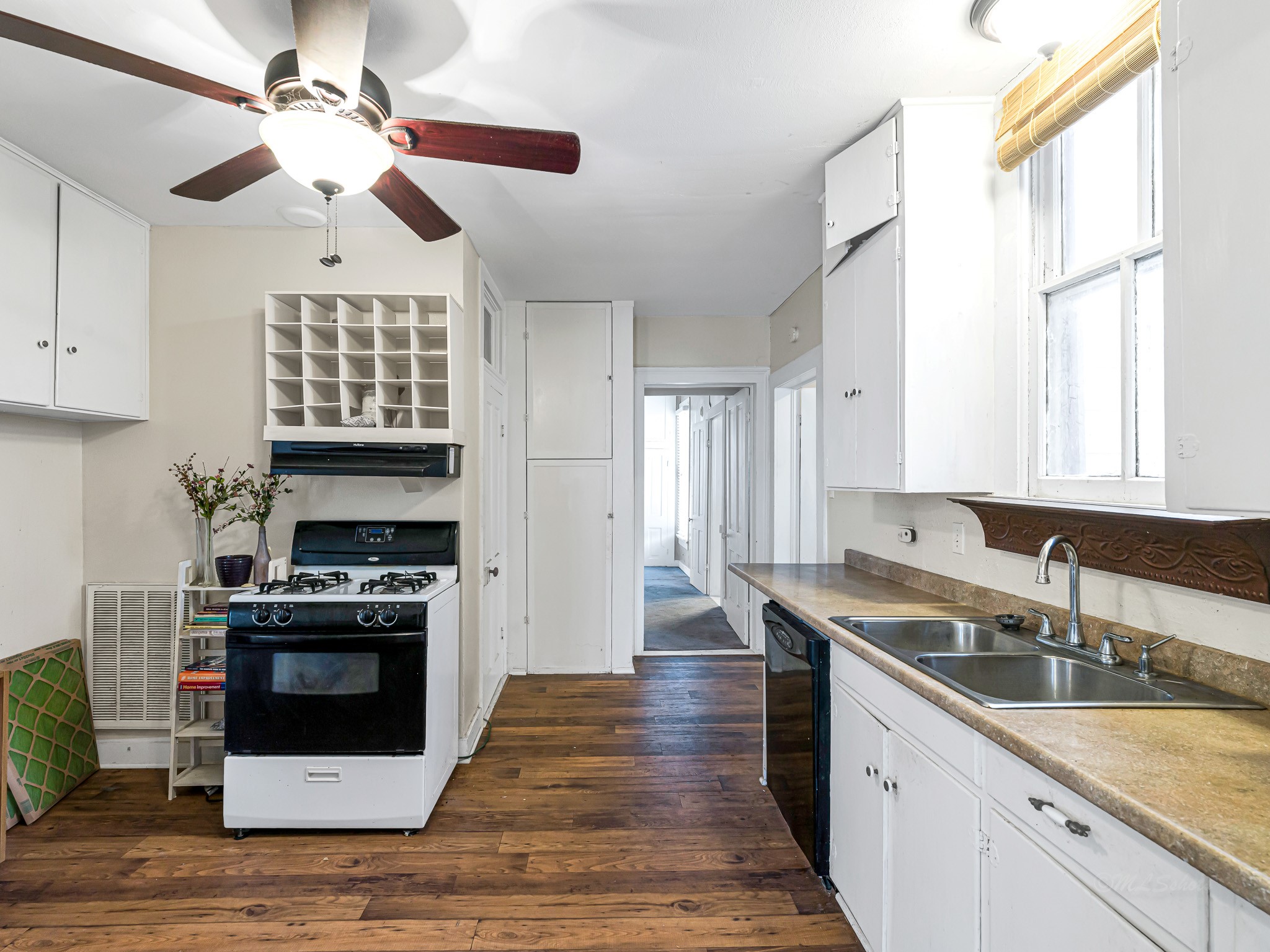 26 West Austin Street Bellville, TX 77418 - Photo 14 of 40
