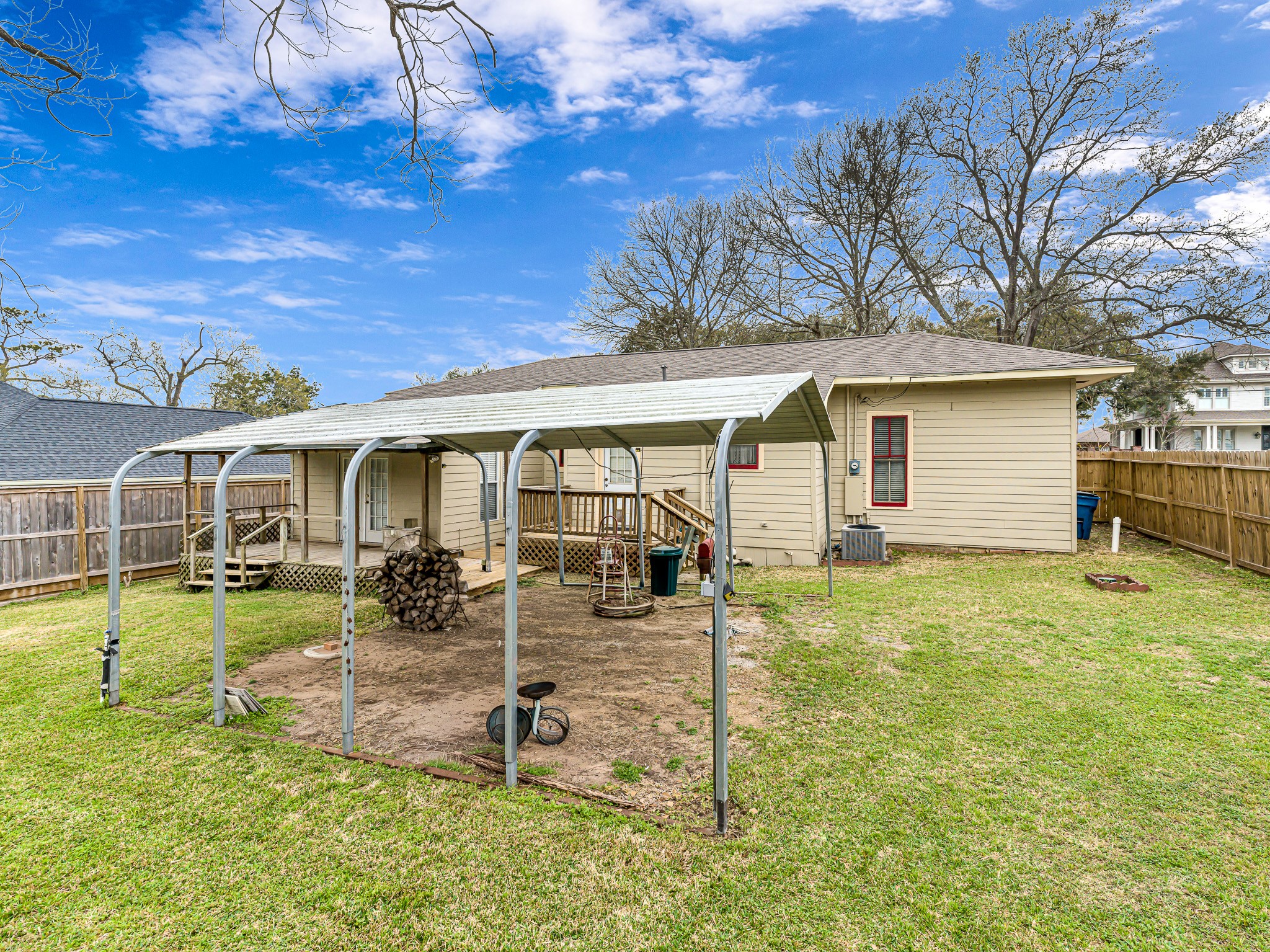 26 West Austin Street Bellville, TX 77418 - Photo 23 of 40 Carport