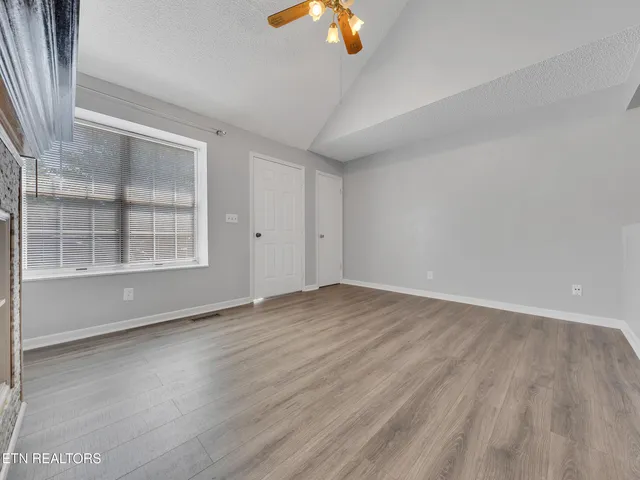 $237,400 | 1321 Nobel Street, Unit E, Alcoa, TN 37701