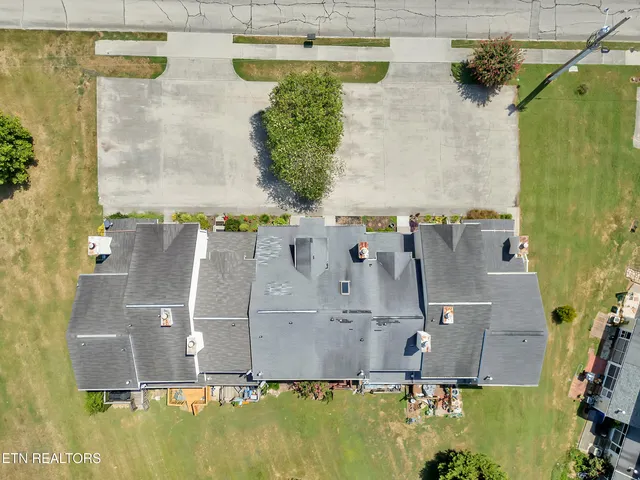 $237,400 | 1321 Nobel Street, Unit E, Alcoa, TN 37701