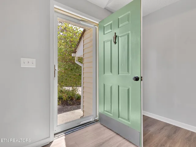 $237,400 | 1321 Nobel Street, Unit E, Alcoa, TN 37701