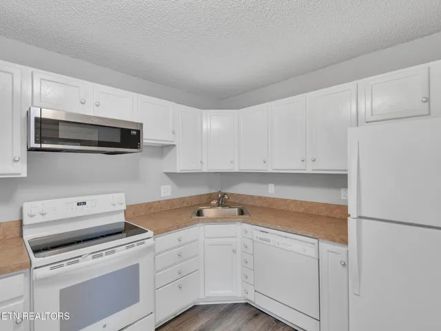 $237,400 | 1321 Nobel Street, Unit E, Alcoa, TN 37701