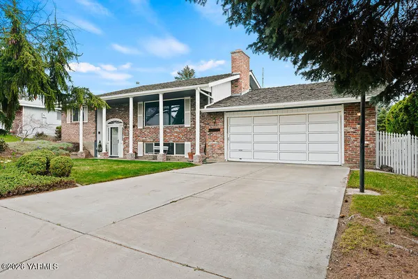 $530,000 | 801 South 69th Avenue, Yakima, WA 98908