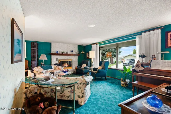 $530,000 | 801 South 69th Avenue, Yakima, WA 98908