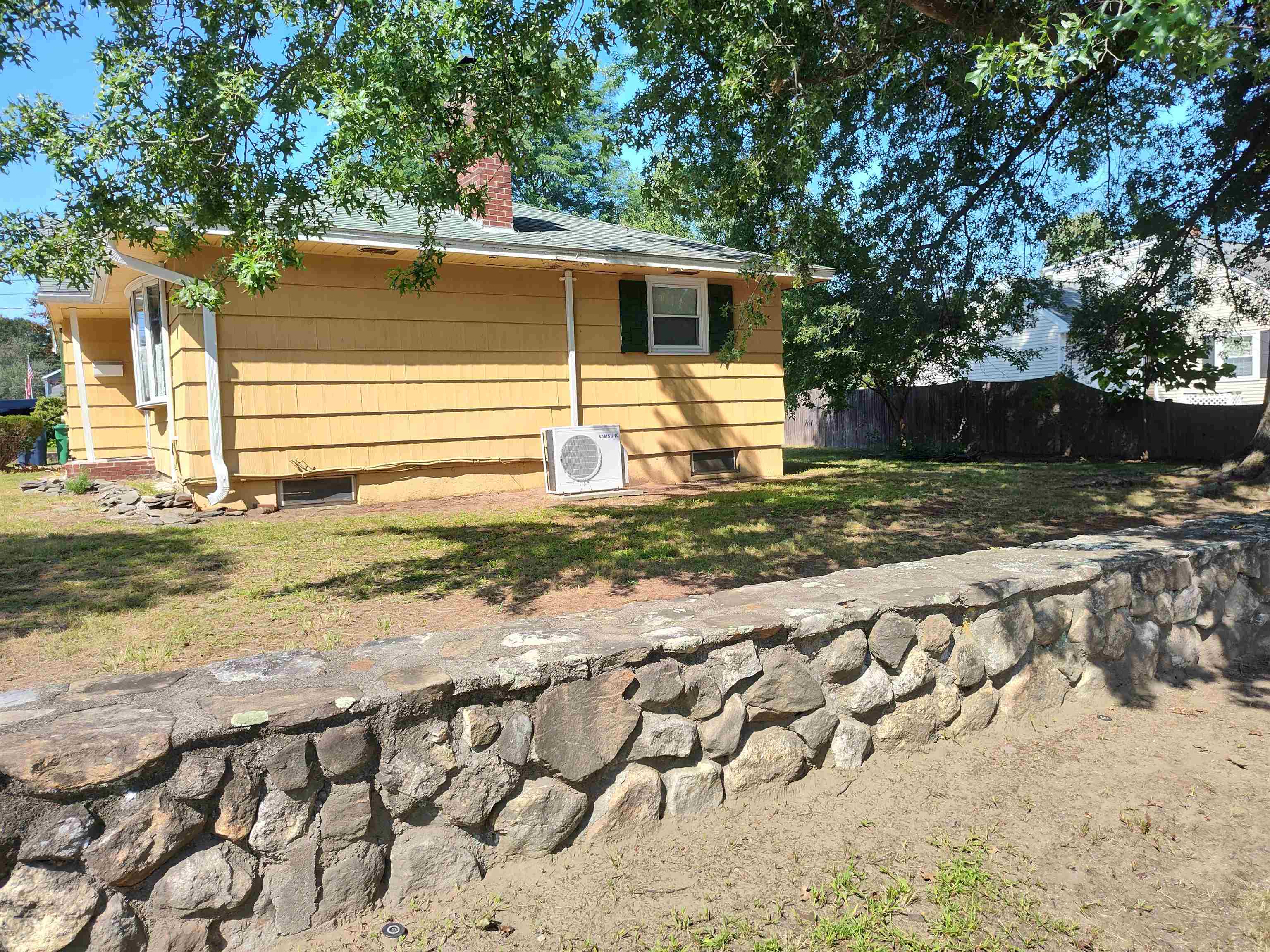 21 Robinson Road Nashua, NH 03060 - Photo 11 of 16 Gallery Image 11