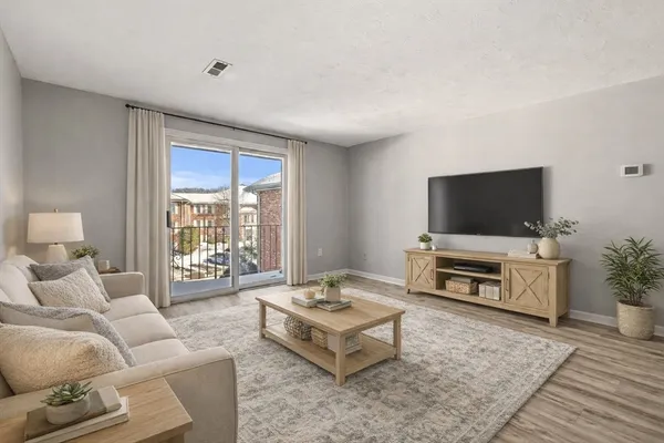 $350,000 | 354 Neponset Street, Unit M, Canton, MA 02021