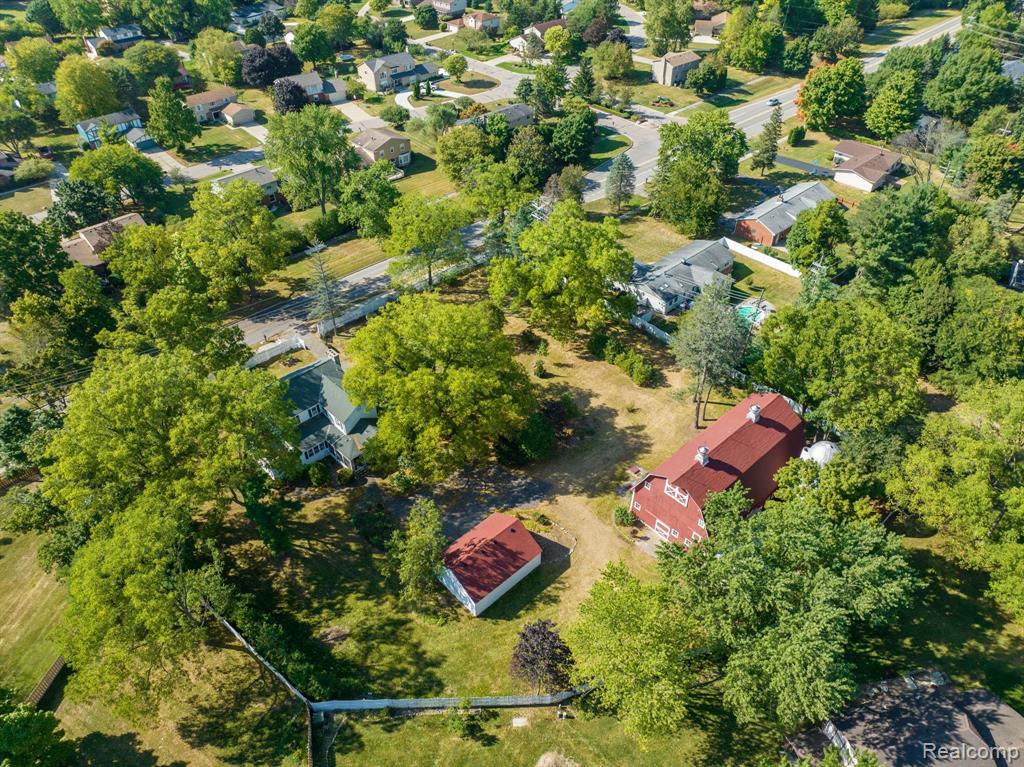 28804 Drake Road Farmington Hills, MI 48331 - Photo 4 of 50