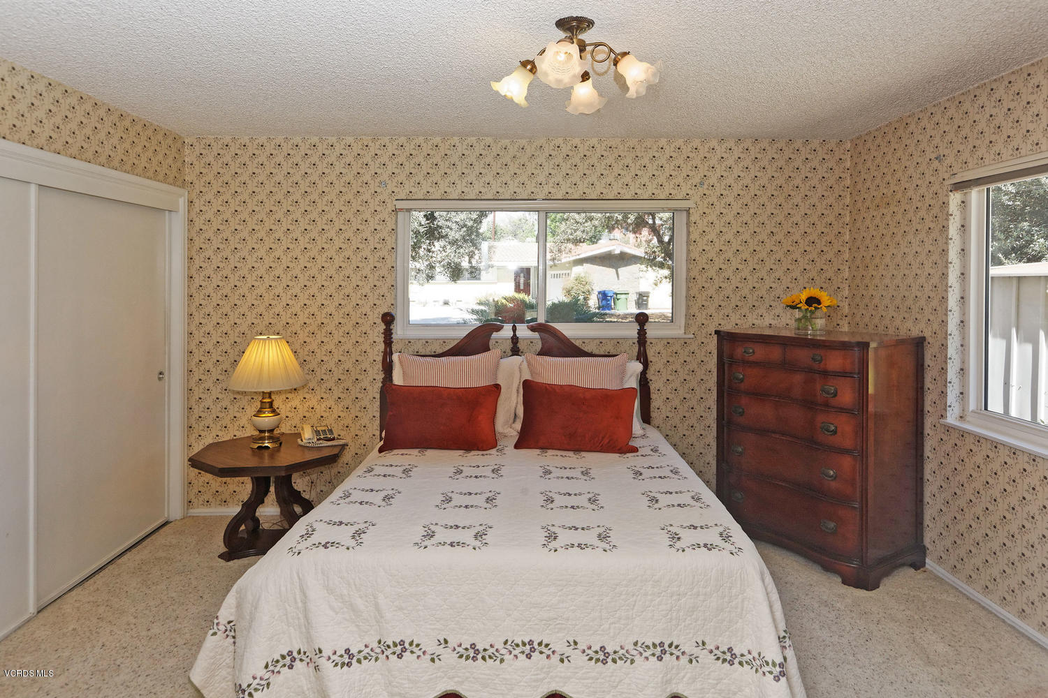 18674 Horace Street Porter Ranch, CA 91326 - Photo 17 of 27 18674 Horace St Porter Ranch-large-019-1