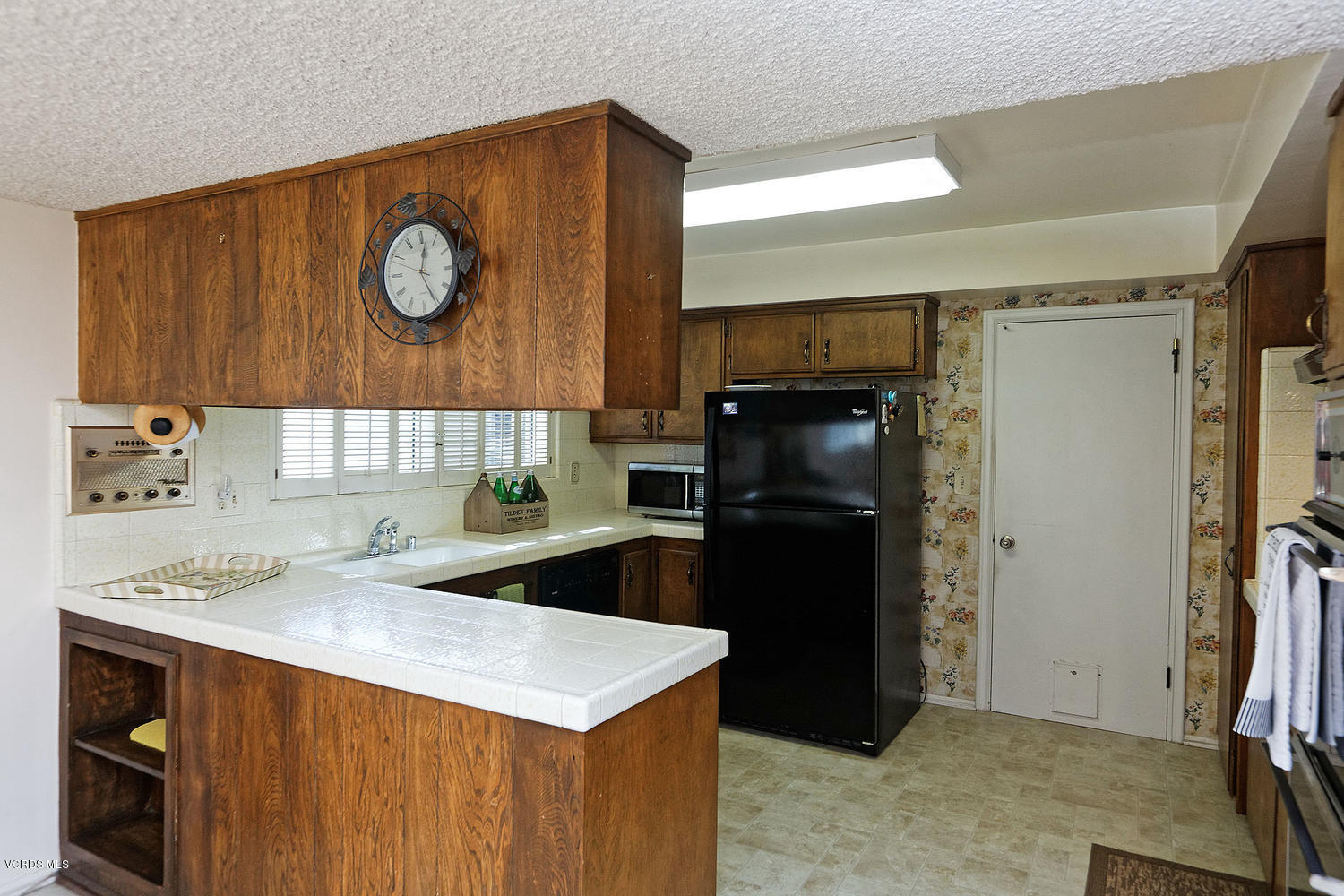 18674 Horace Street Porter Ranch, CA 91326 - Photo 7 of 27 18674 Horace St Porter Ranch-large-010-2