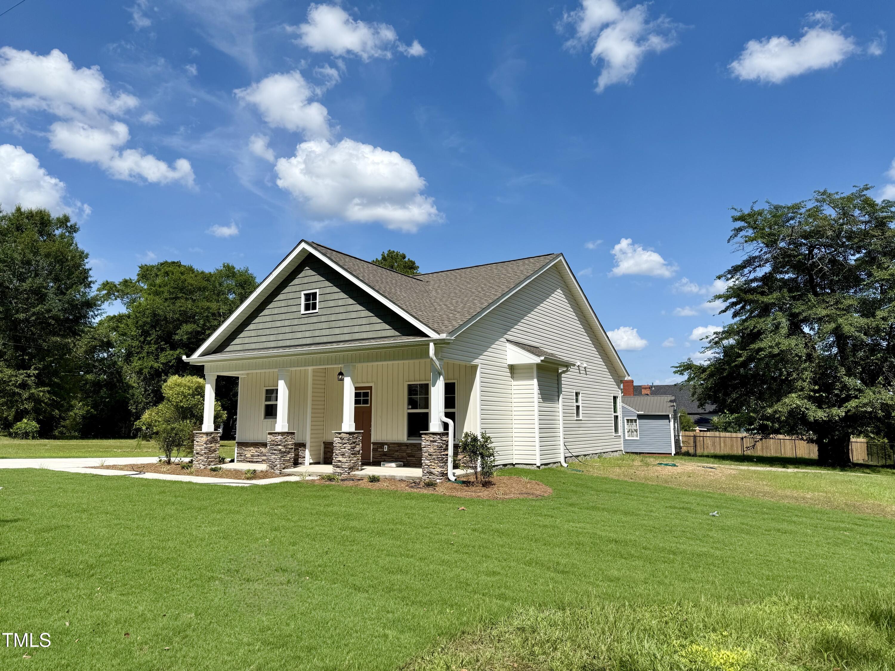172 West Old Road Lillington, NC 27546 - Photo 3 of 26 IMG_5826
