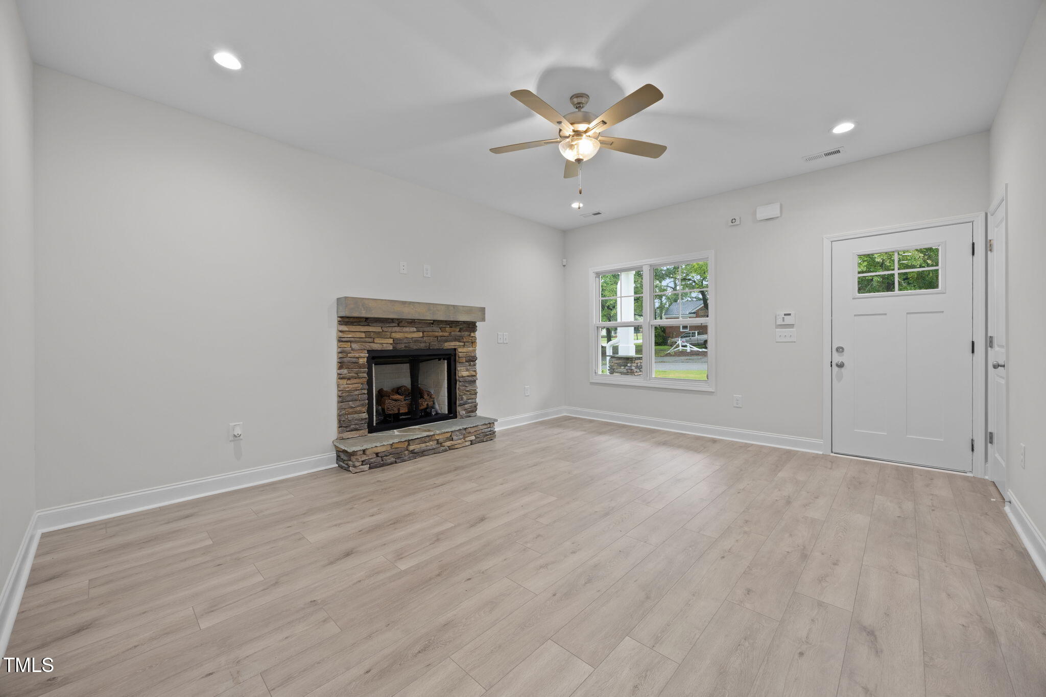 172 West Old Road Lillington, NC 27546 - Photo 5 of 26 18-web-or-mls-IMG_4688