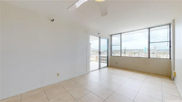 $2,250 | 2542 Date Street, Unit 302, Honolulu, HI 96826