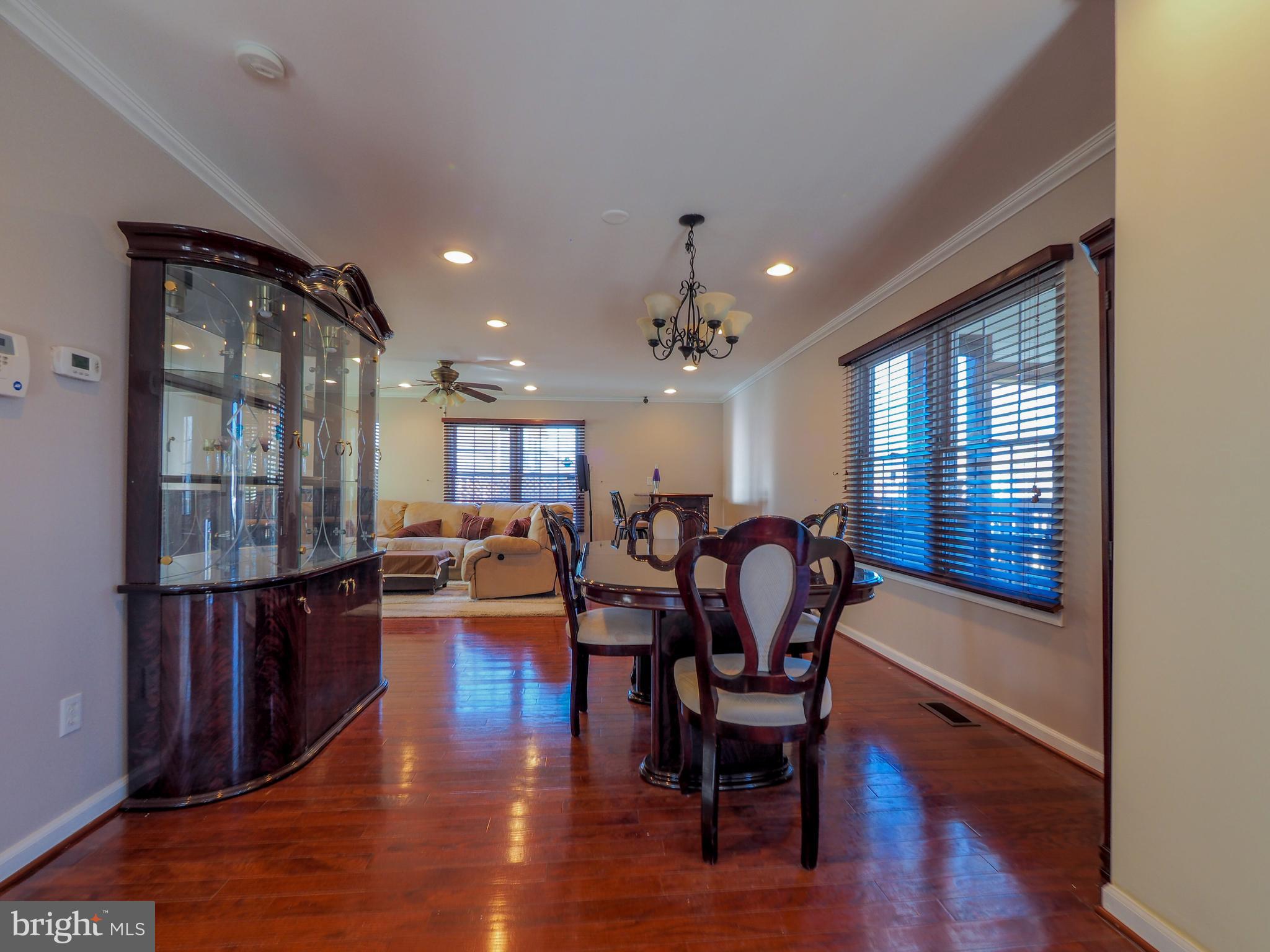 7836 East Shore Road Pasadena, MD 21122 - Photo 11 of 55 Gallery Image 11