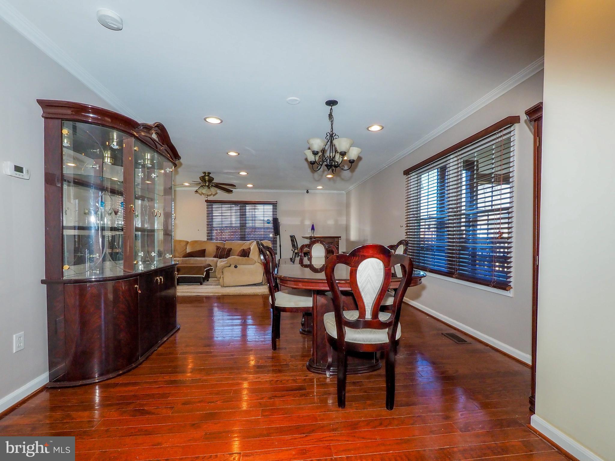 7836 East Shore Road Pasadena, MD 21122 - Photo 12 of 55 Gallery Image 12