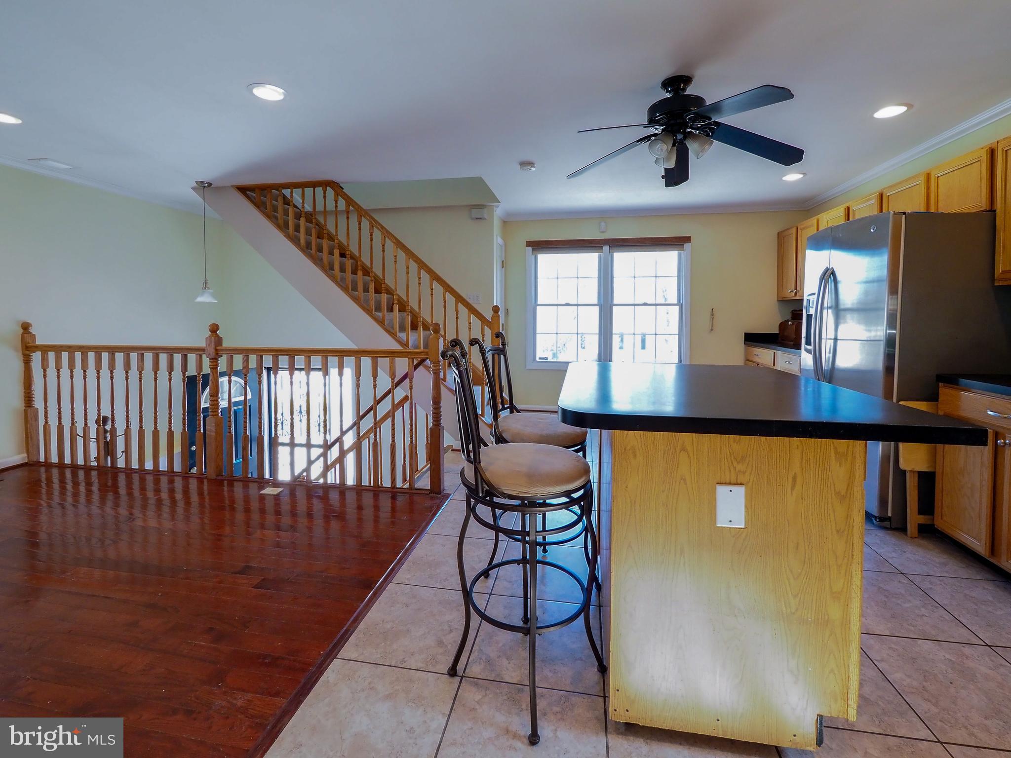 7836 East Shore Road Pasadena, MD 21122 - Photo 3 of 55 Gallery Image 3
