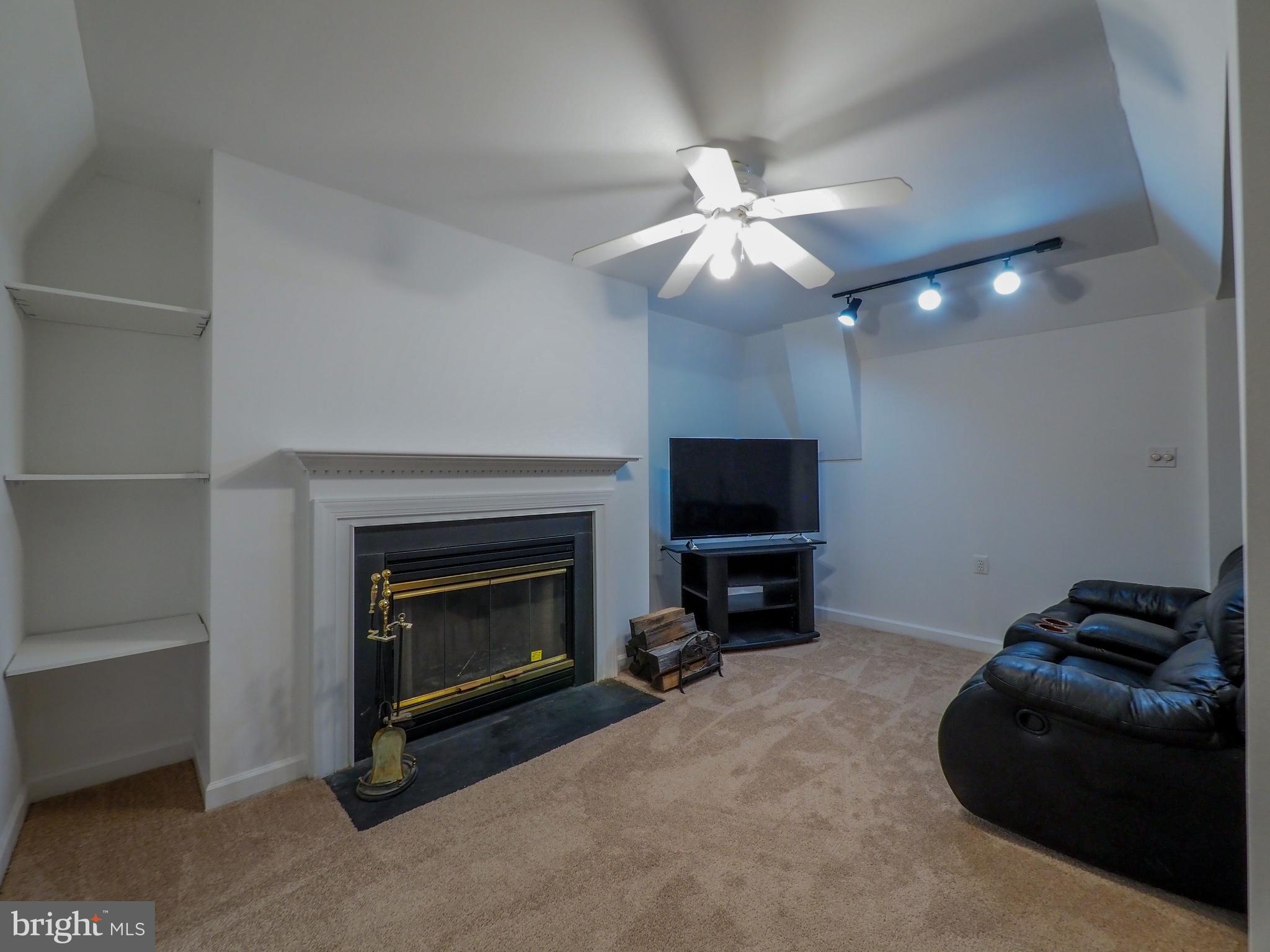 7836 East Shore Road Pasadena, MD 21122 - Photo 27 of 55 Gallery Image 27