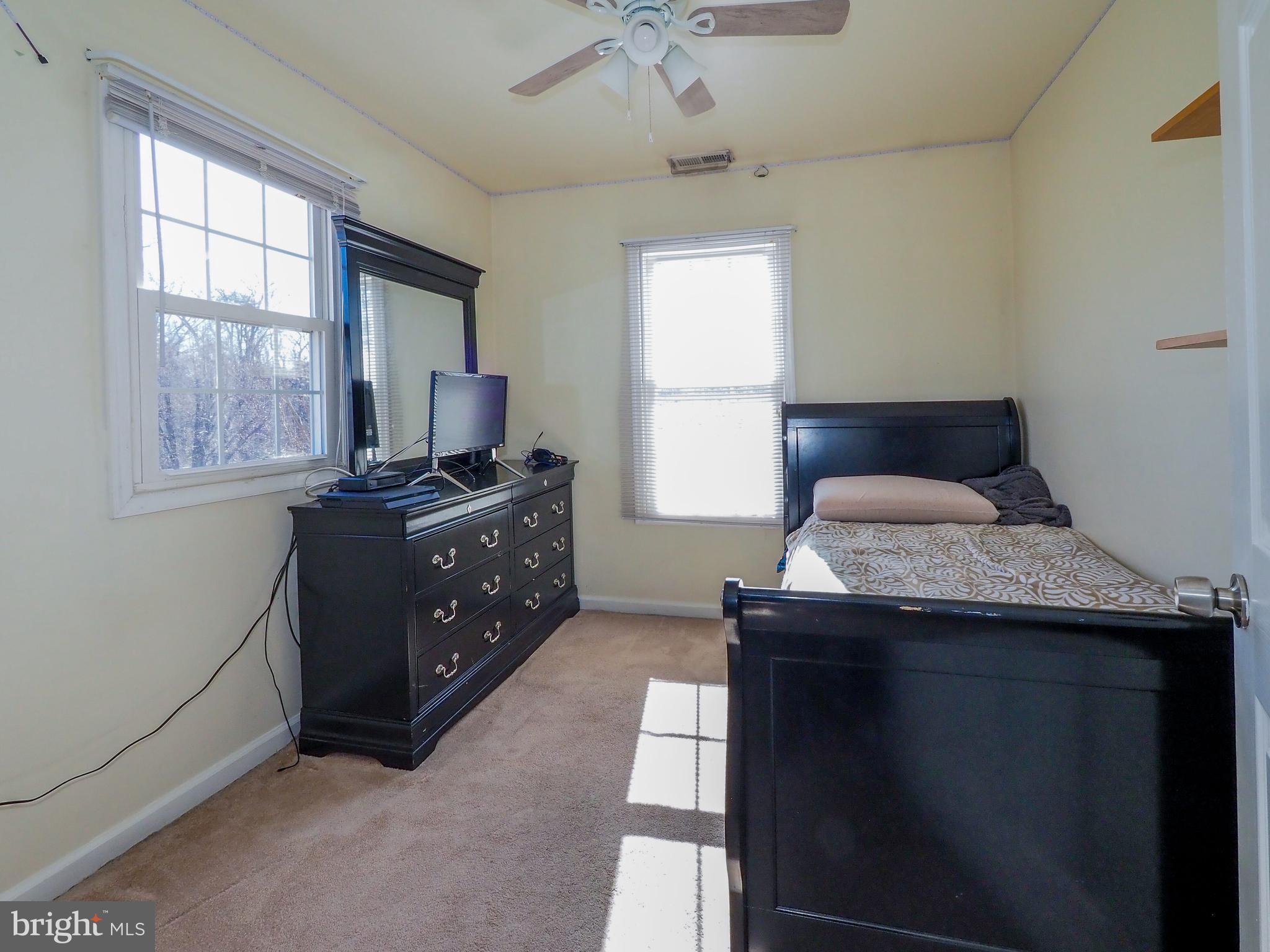7836 East Shore Road Pasadena, MD 21122 - Photo 34 of 55 Gallery Image 34