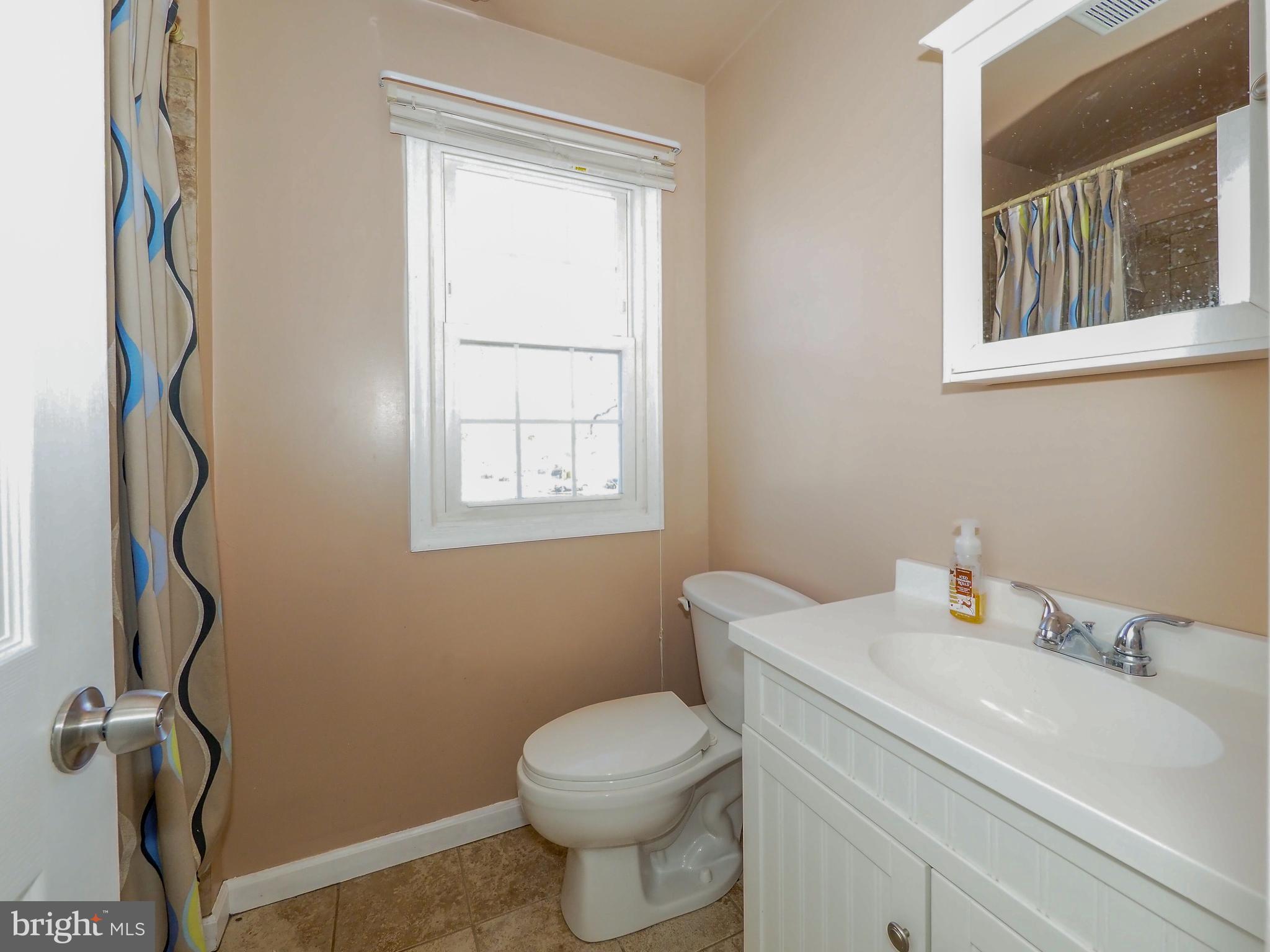 7836 East Shore Road Pasadena, MD 21122 - Photo 38 of 55 Gallery Image 38