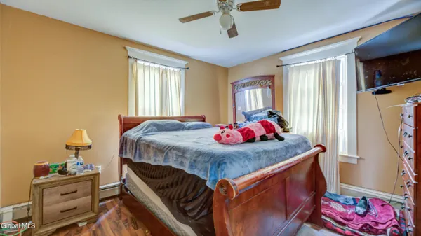 $129,000 | 40 Fox Street, Gloversville, NY 12078
