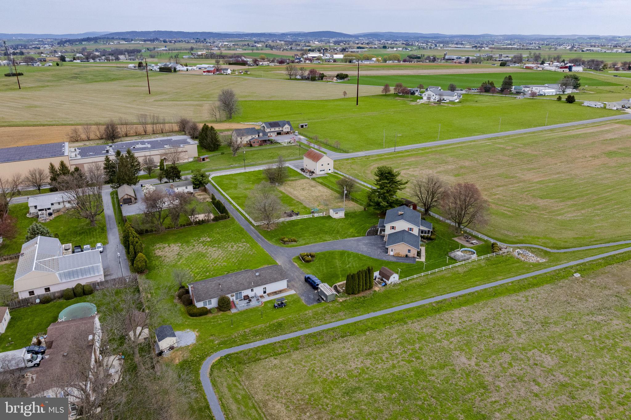 166 Butter Road Leola, PA 17540 - Photo 6 of 52