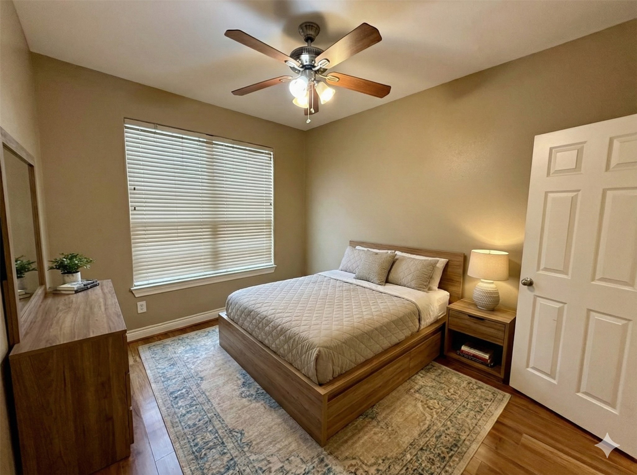 3540 Cline Street Houston, TX 77020 - Photo 6 of 26 Guest bedroom with neutral tones, large windows, and ample space for a queen suite. (digital furniture)