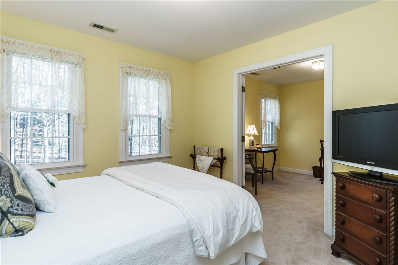 913 Oak Creek Road Raleigh, NC 27615 - Photo 17 of 25 Photo 17