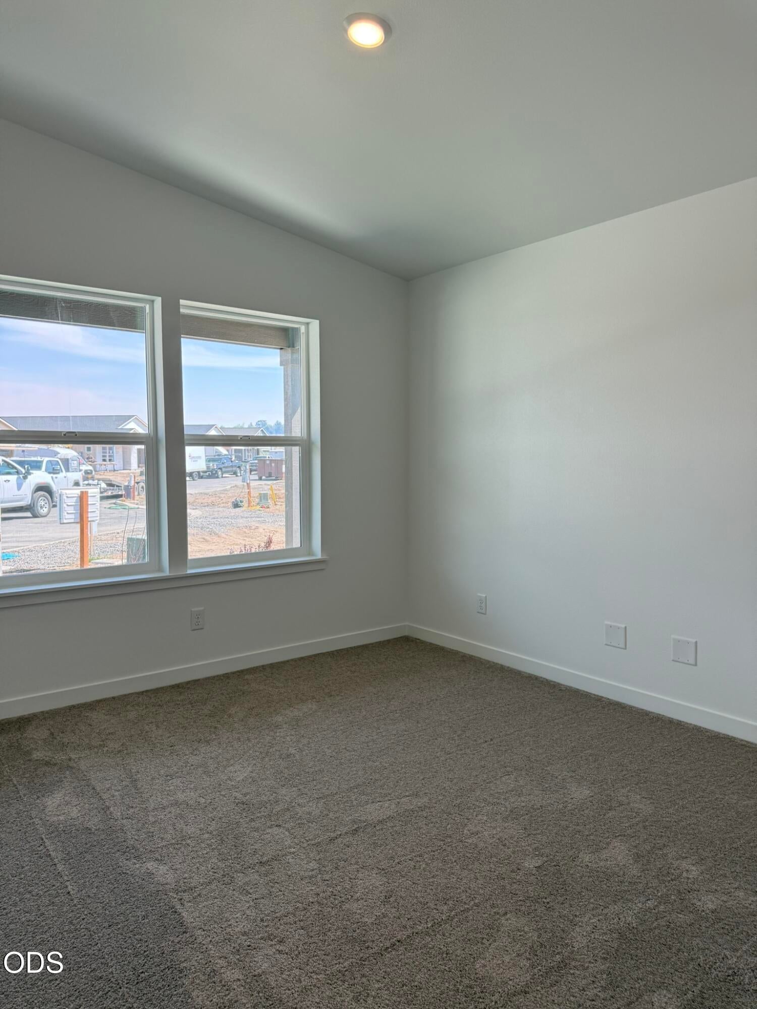 676 Northeast Rickenbacker Road, Unit 142 Madras, OR 97741 - Photo 16 of 23 Gallery Image 16