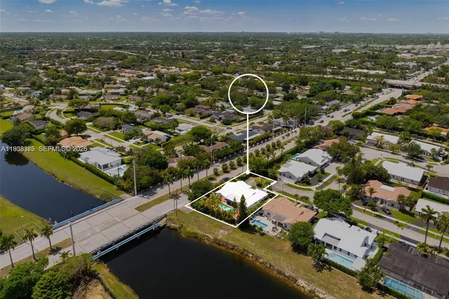 $1,375,000 | 8610 Southwest 83rd Street, Miami, FL 33143