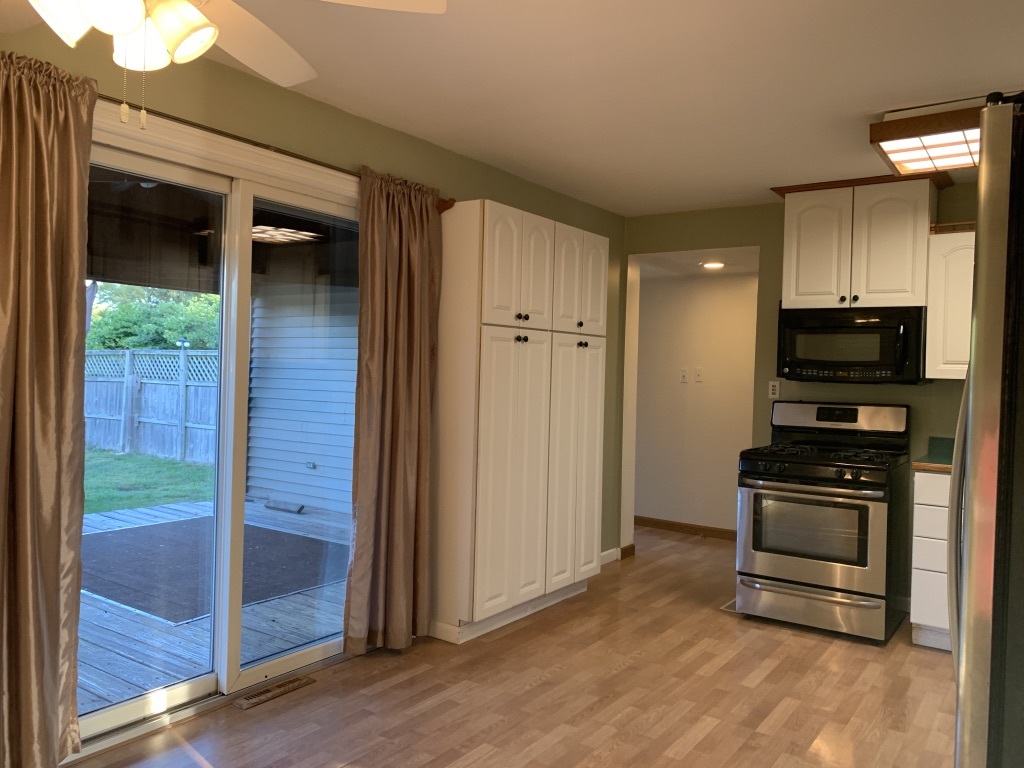 24348 South Frontage Road West Channahon, IL 60410 - Photo 5 of 31