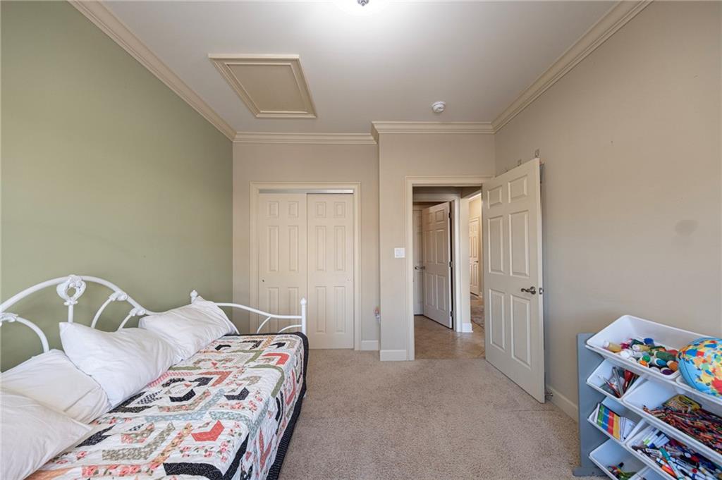 408 Independence Lane, Unit 211 Freedom, PA 15042 - Photo 10 of 29