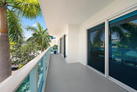 $499,000 | 1 South Palmway, Unit 201, Lake Worth Beach, FL 33460