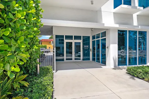 $499,000 | 1 South Palmway, Unit 201, Lake Worth Beach, FL 33460