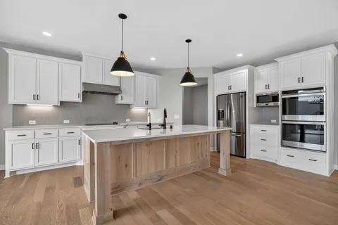 $925,000 | 15540 110th Avenue North, Dayton, MN 55369