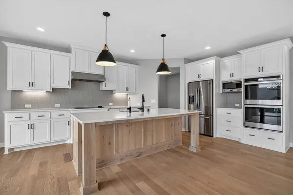 $900,000 | 15540 110th Avenue North, Dayton, MN 55369