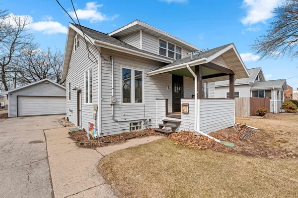 $199,900 | 315 South Victoria Street, Appleton, WI 54914