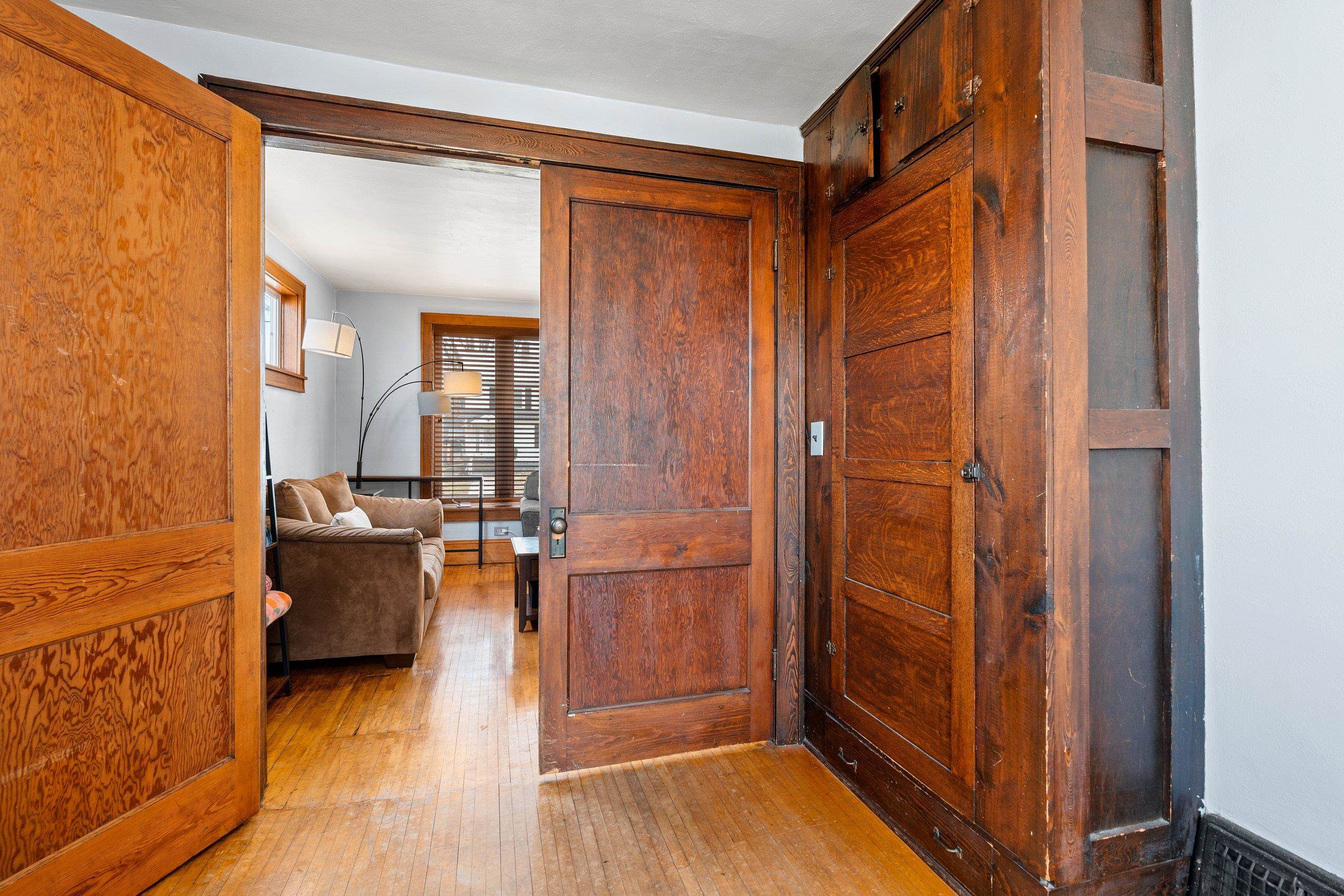 315 South Victoria Street Appleton, WI 54914 - Photo 11 of 41