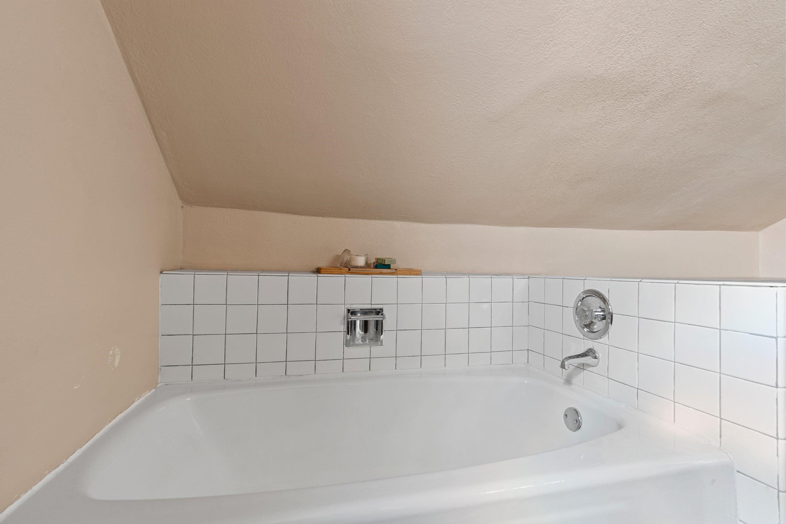 315 South Victoria Street Appleton, WI 54914 - Photo 25 of 41