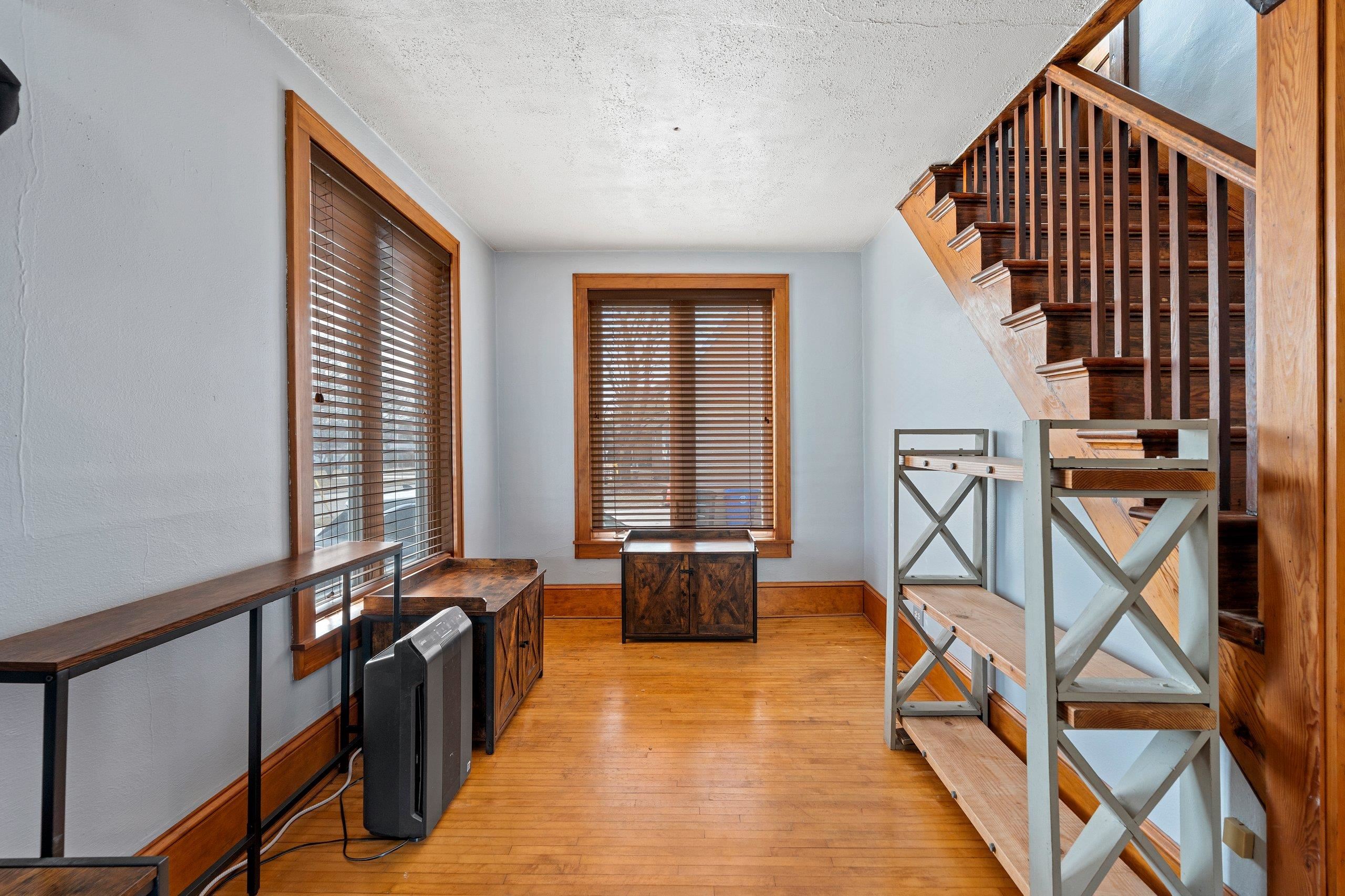 315 South Victoria Street Appleton, WI 54914 - Photo 10 of 41